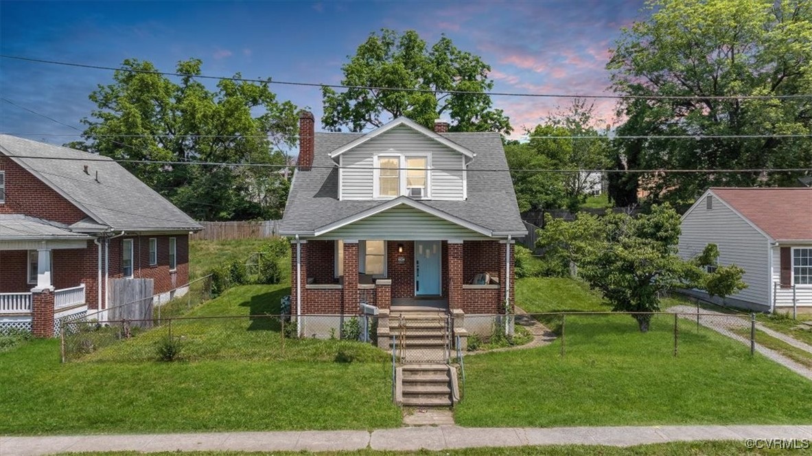 1124 Jamison Ave