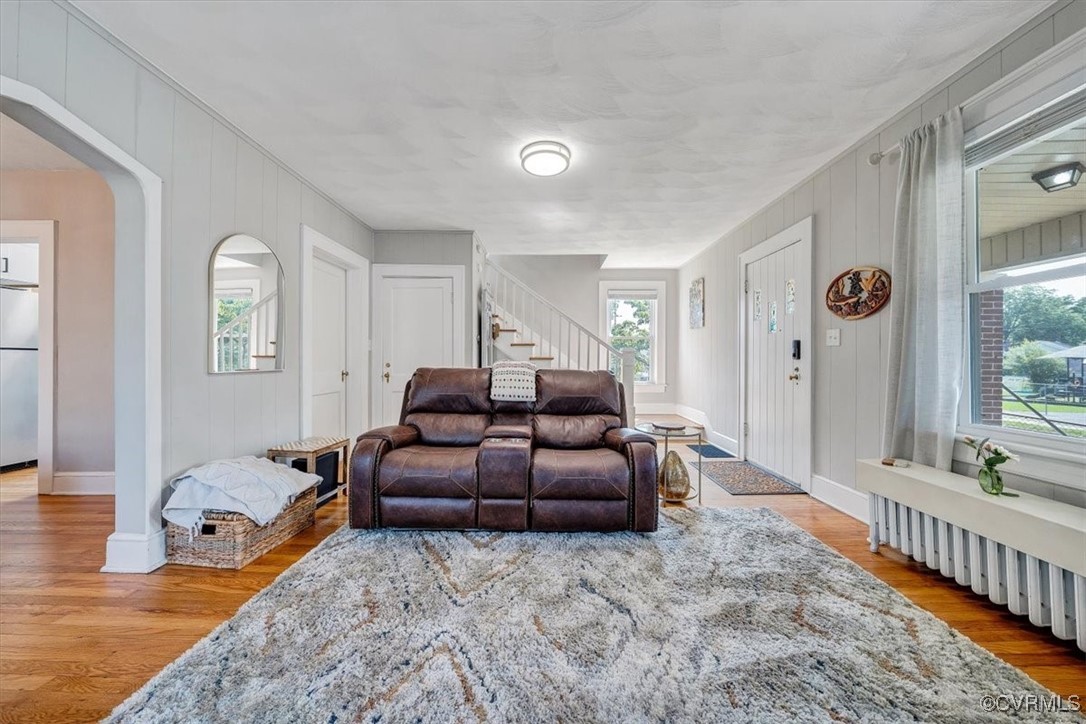 1124 Jamison Ave