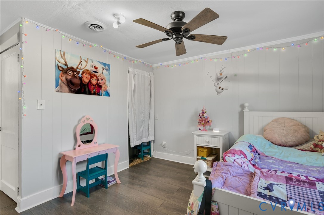 16292 Pleasant Mill Rd