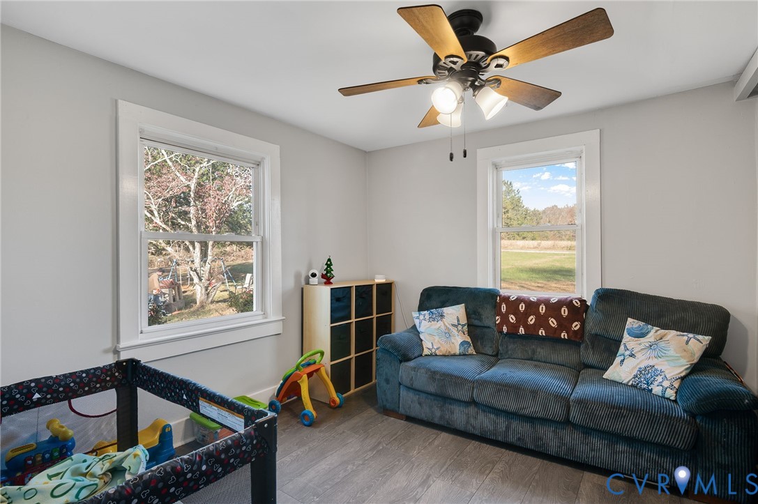 16292 Pleasant Mill Rd