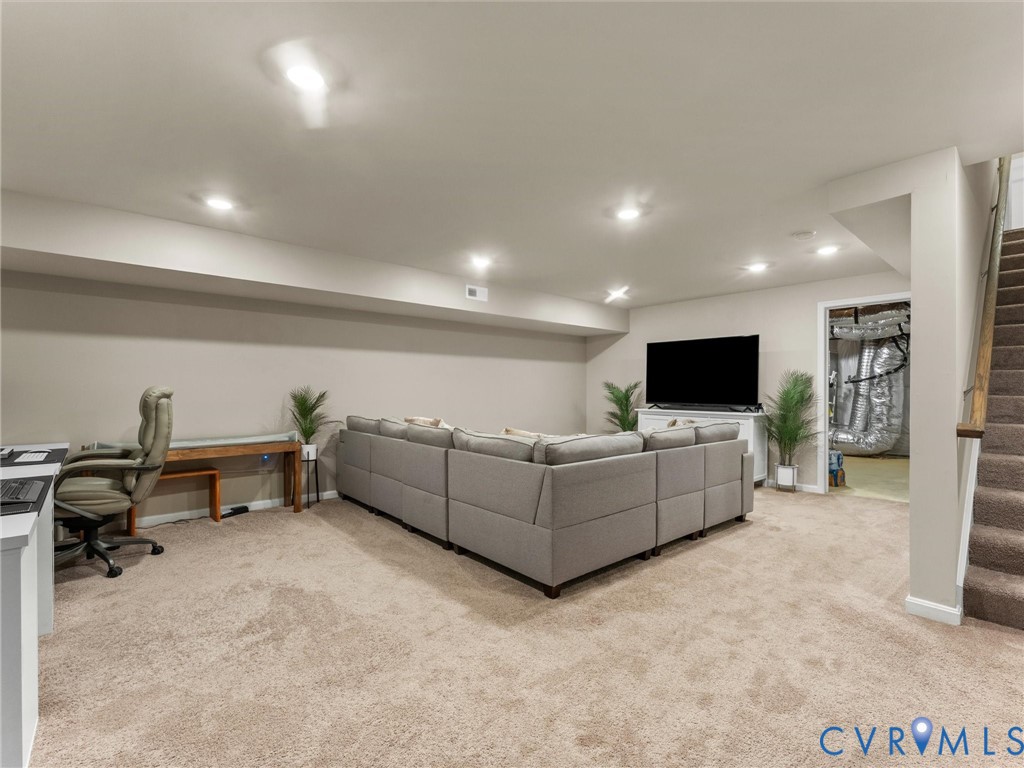 6636 Whisperwood Dr