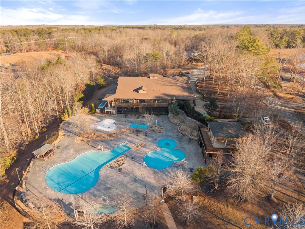 367 Pinehurst Dr