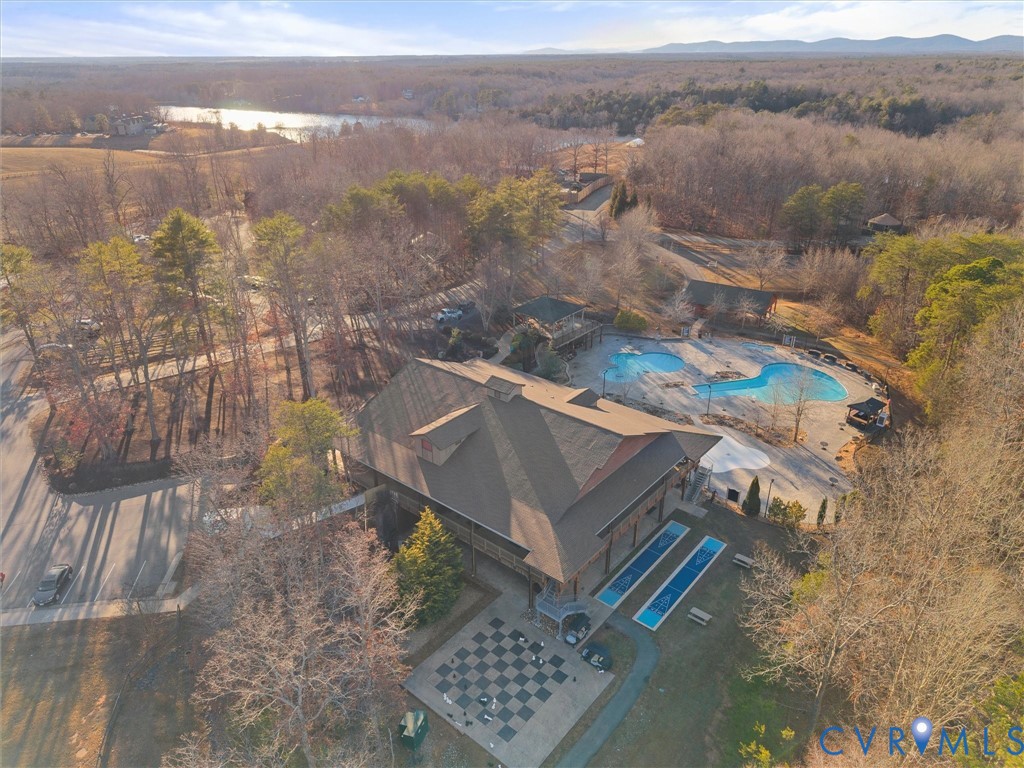 367 Pinehurst Dr