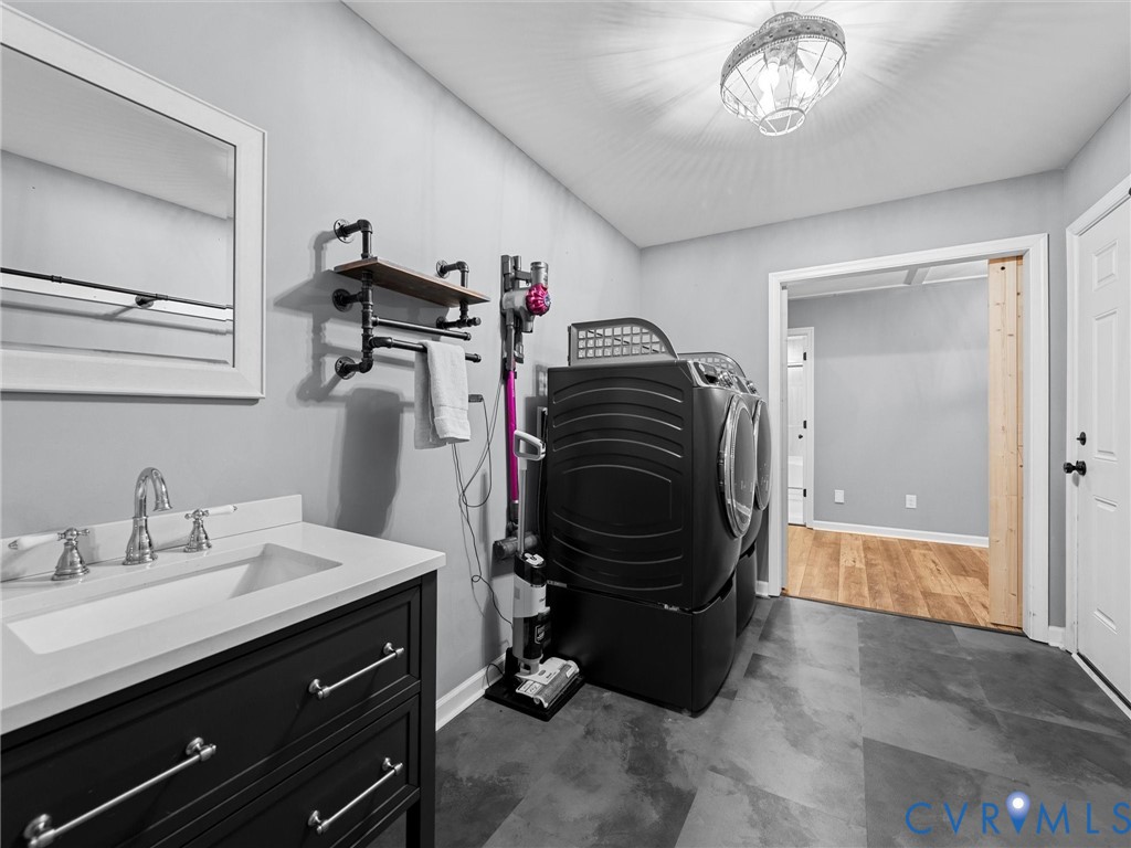 367 Pinehurst Dr