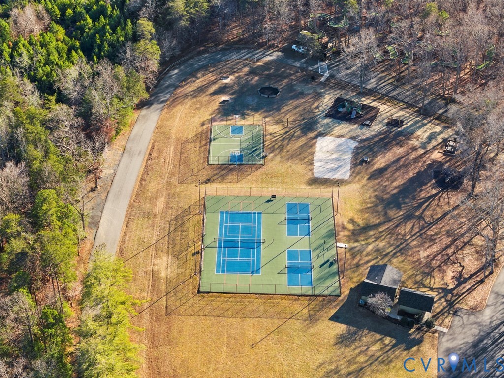 367 Pinehurst Dr