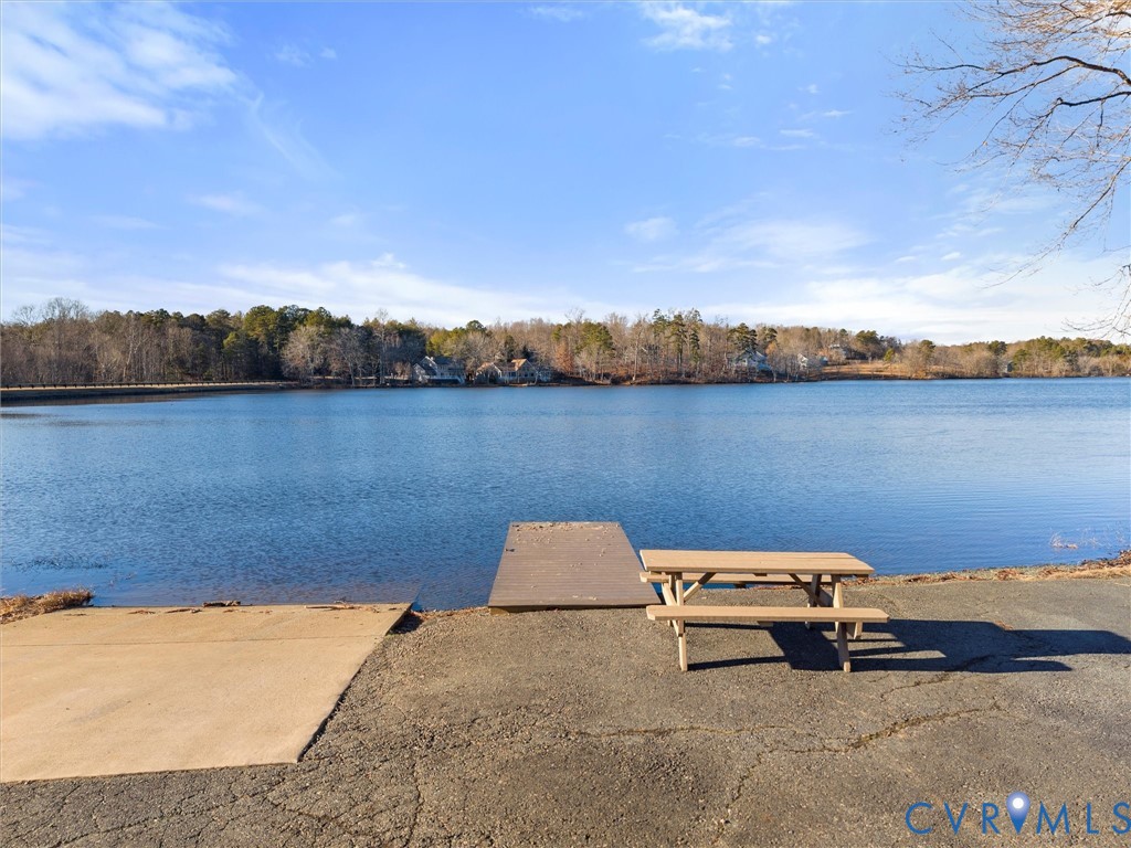 367 Pinehurst Dr