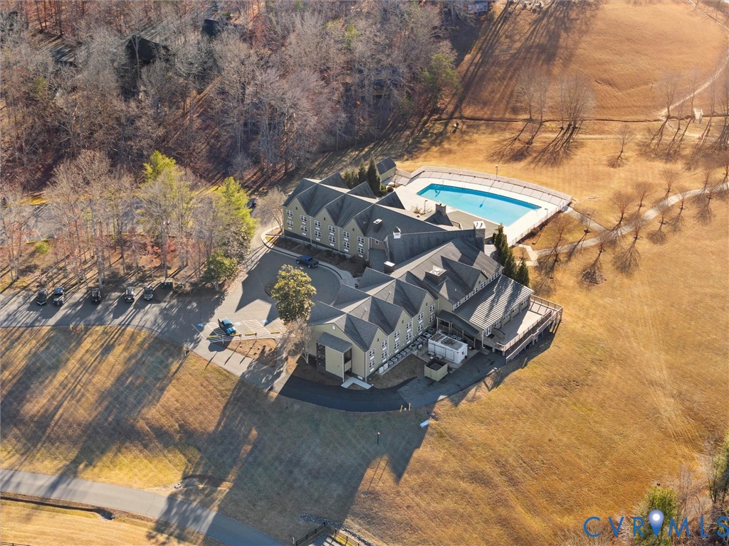 367 Pinehurst Dr