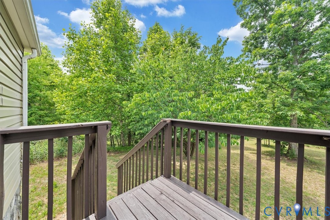 174 Log Cabin Cir