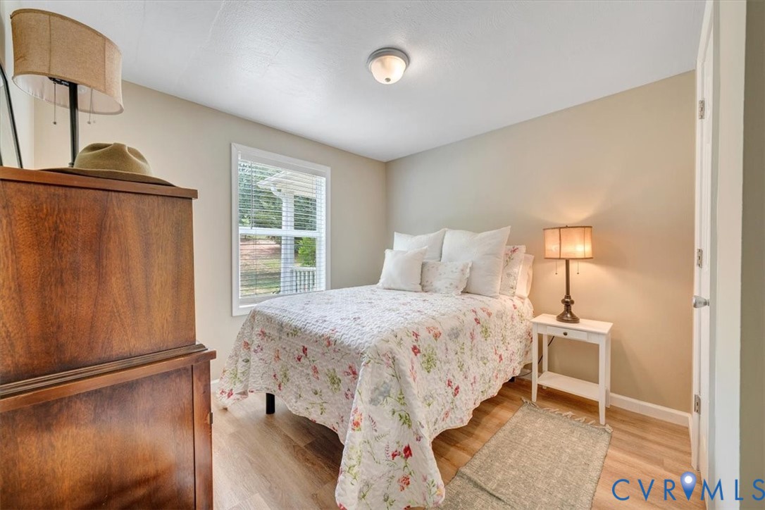174 Log Cabin Cir