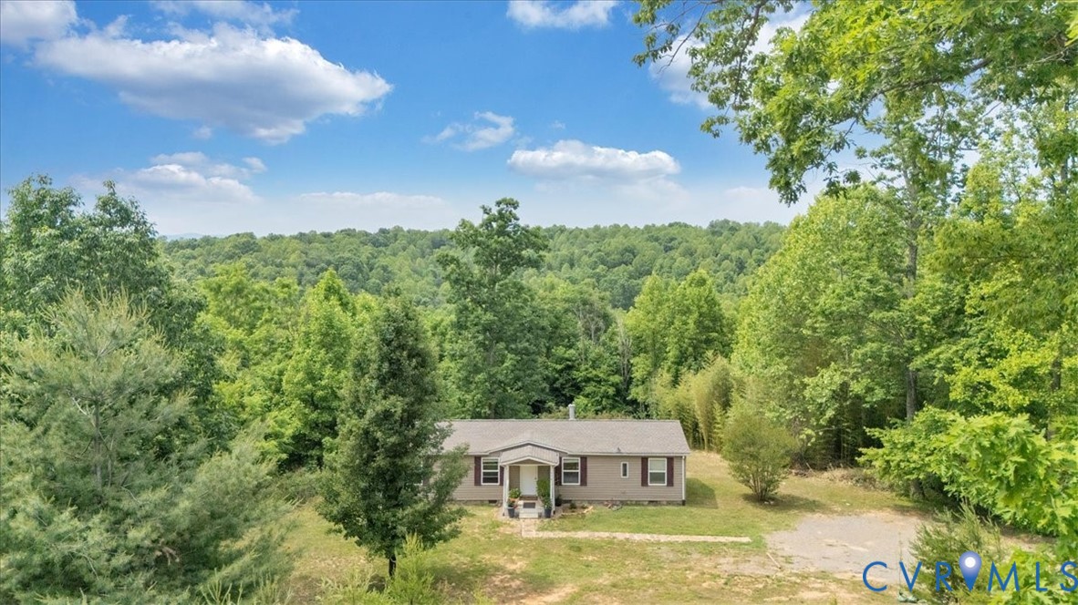 174 Log Cabin Cir