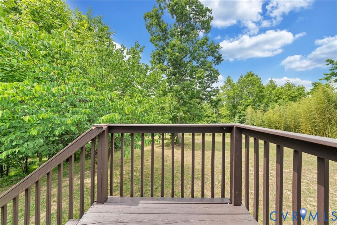 174 Log Cabin Cir