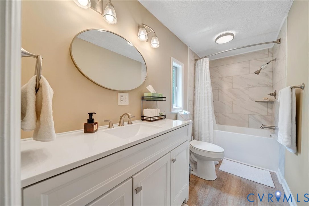 174 Log Cabin Cir