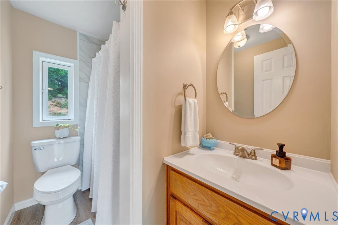 174 Log Cabin Cir