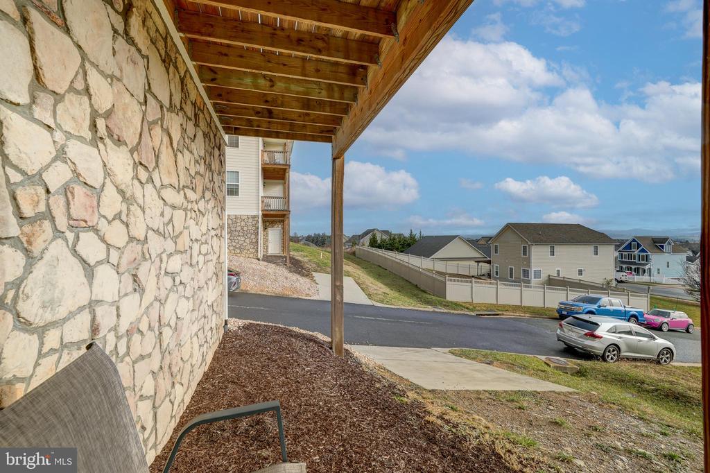 69 Windgate Cir #103