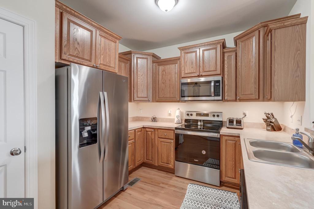 69 Windgate Cir #103