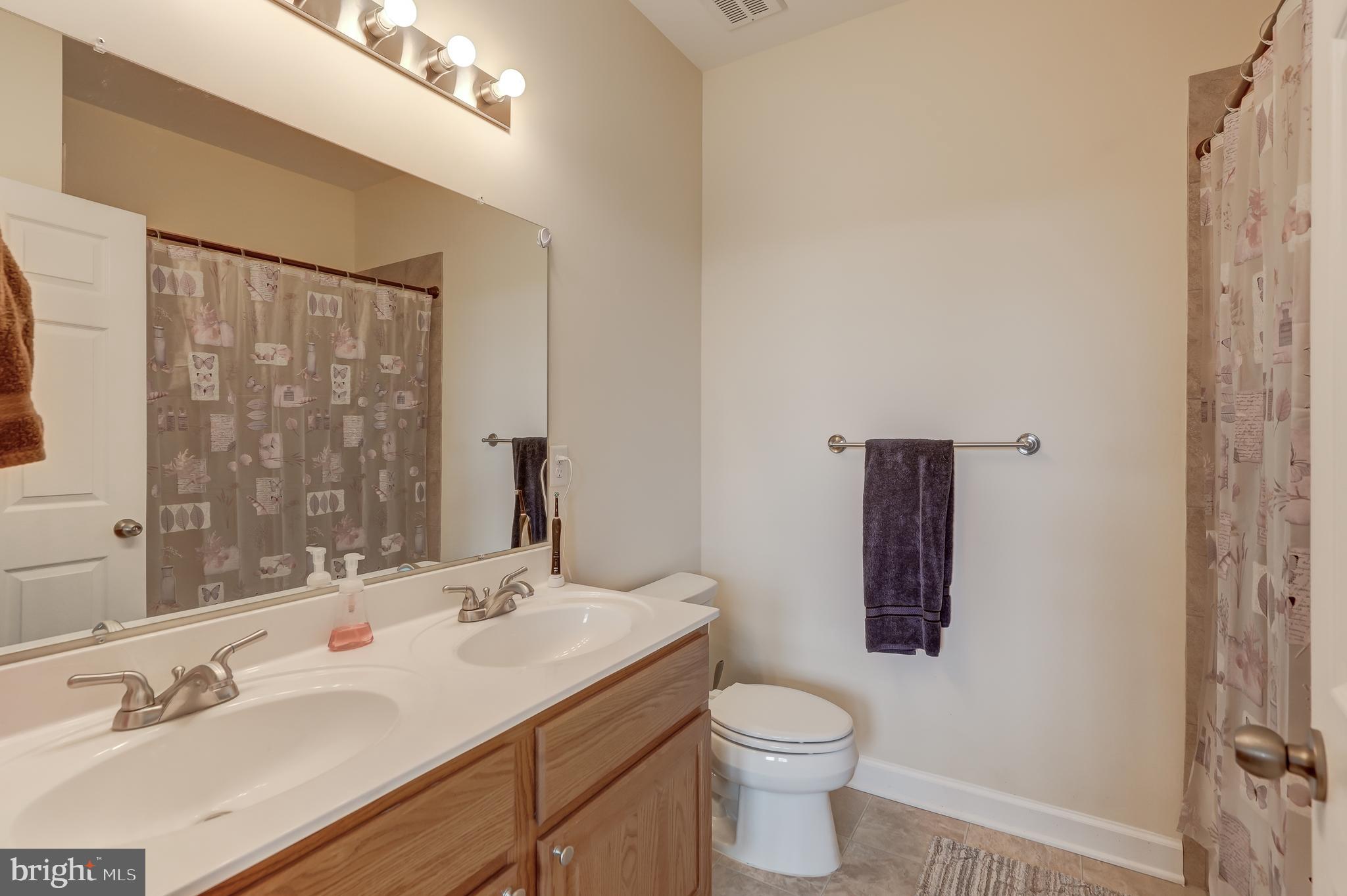 69 Windgate Cir #103