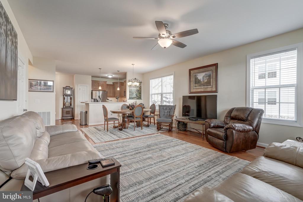 69 Windgate Cir #103