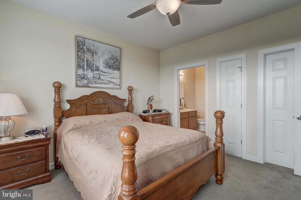 69 Windgate Cir #103