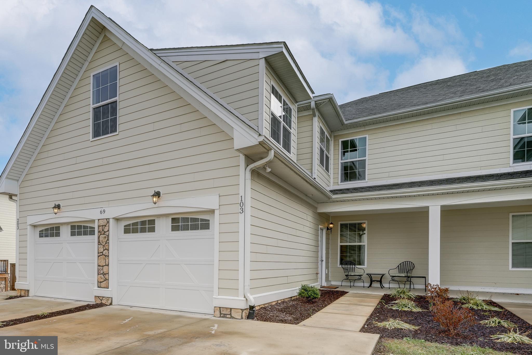 69 Windgate Cir #103