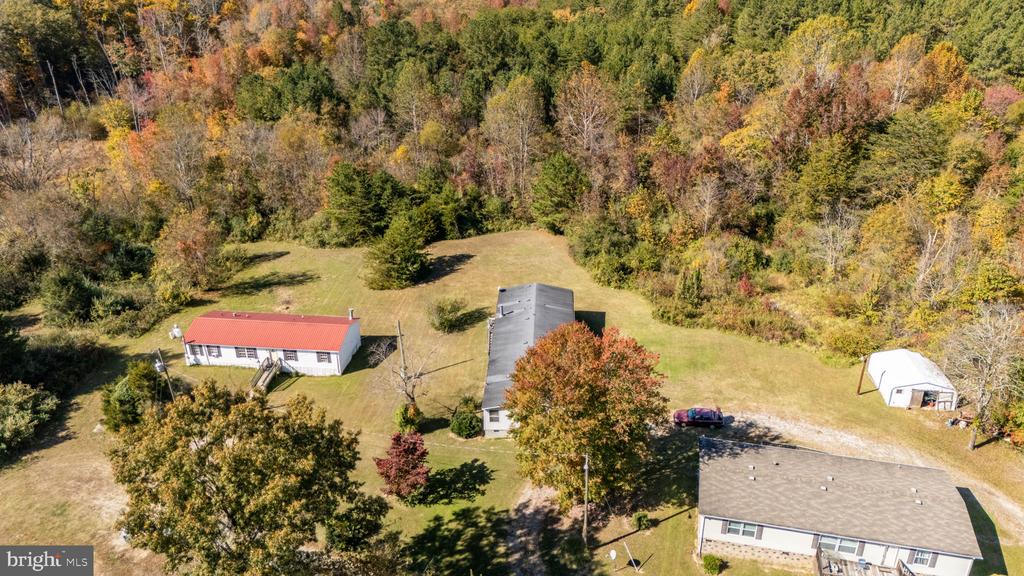 214 Edge Hill Dr