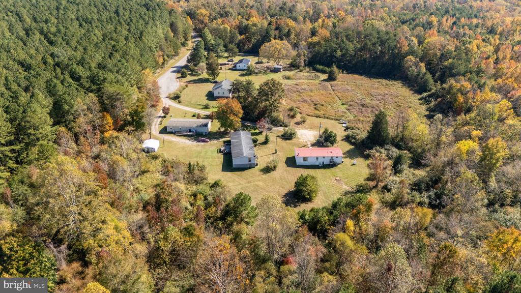 214 Edge Hill Dr
