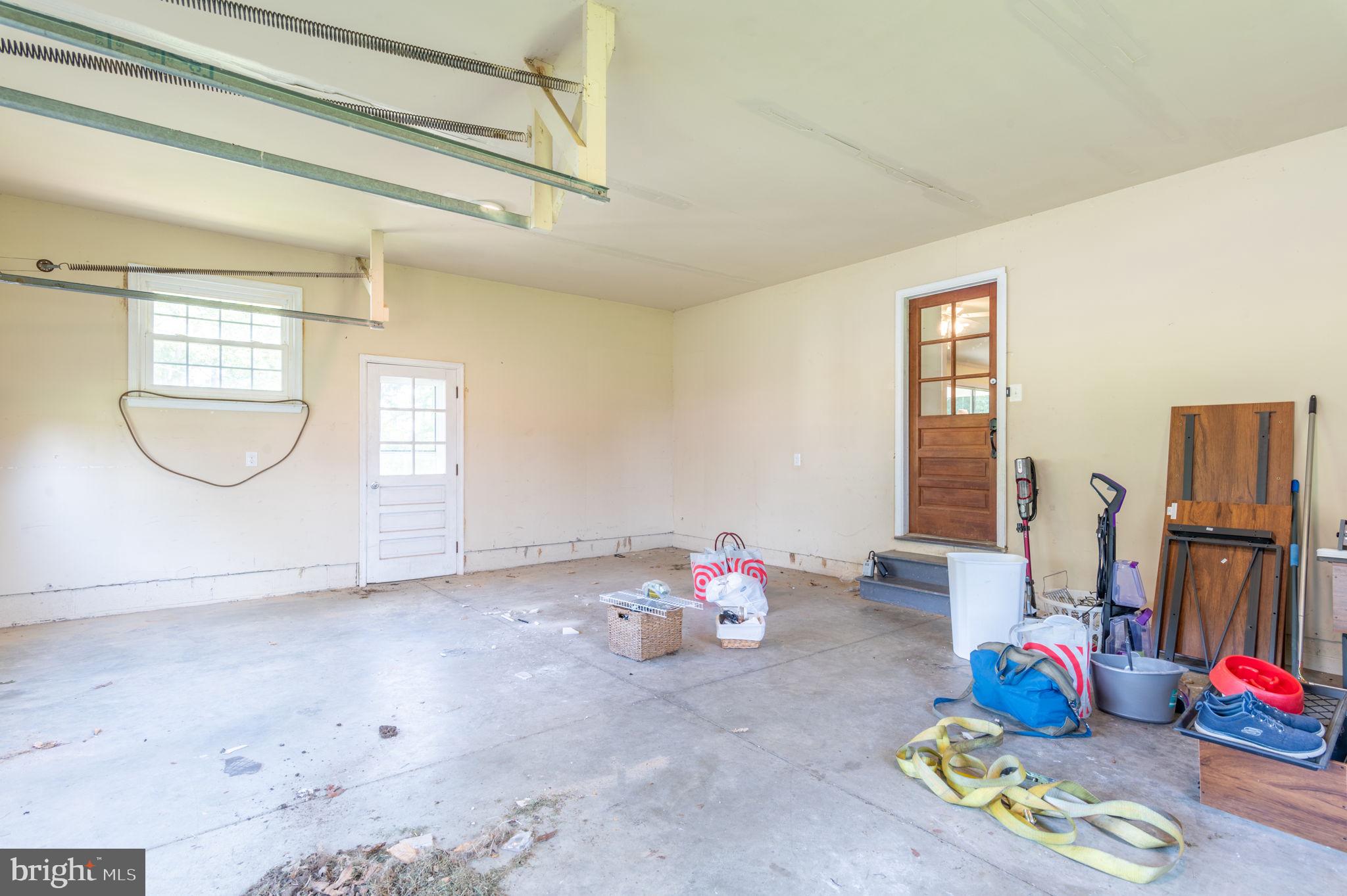 7000 Venable Rd