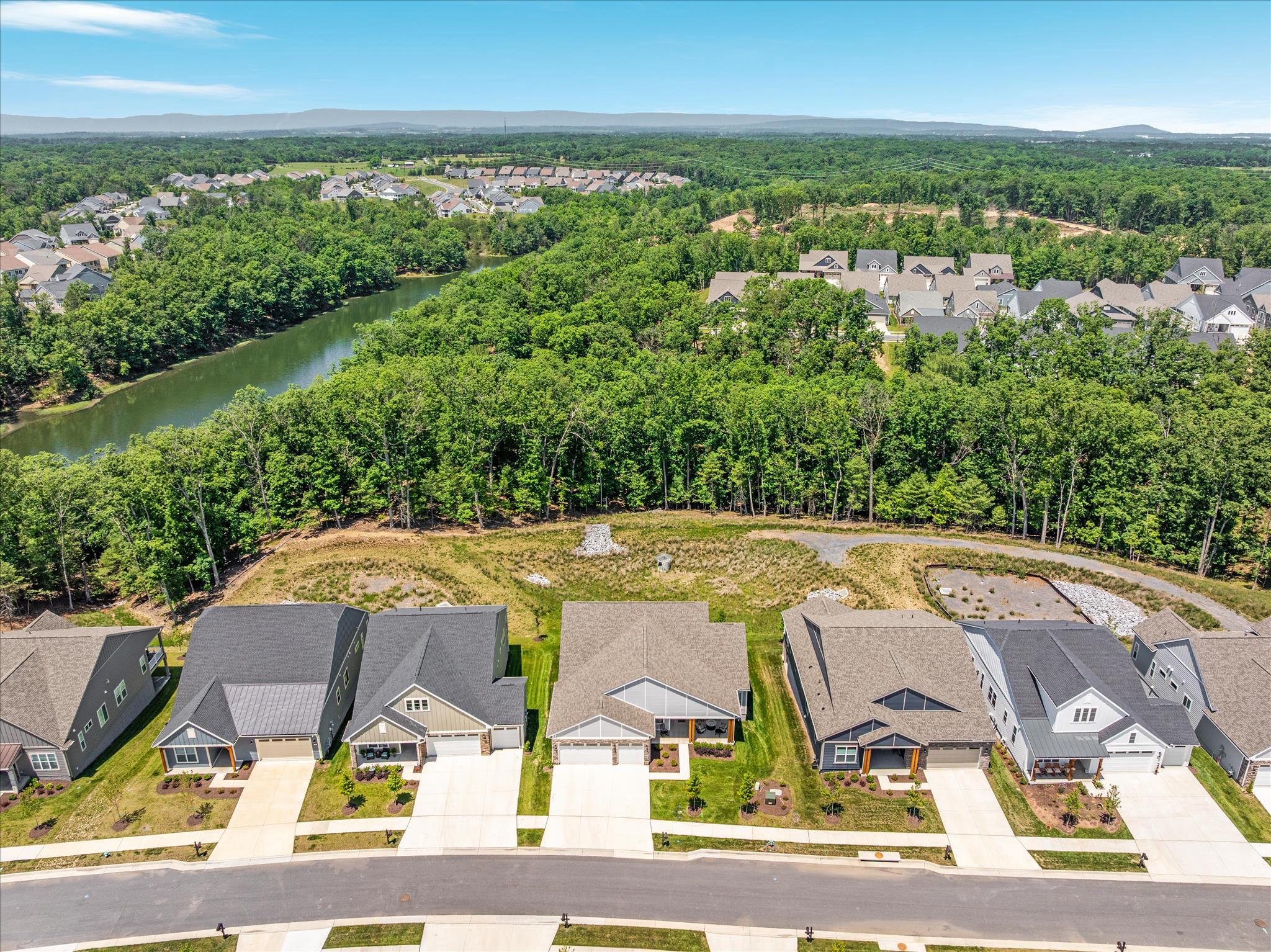 124 NANDINA PLACE
