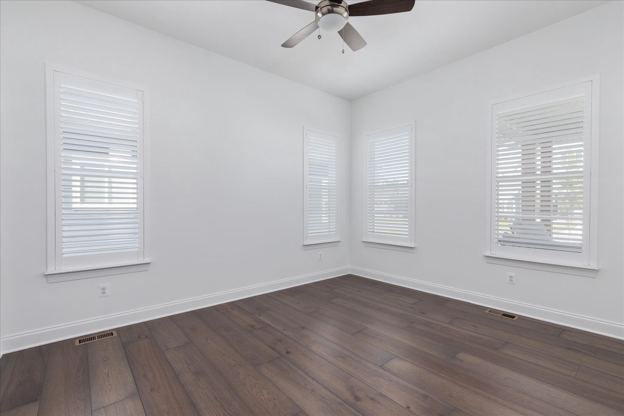 124 NANDINA PLACE