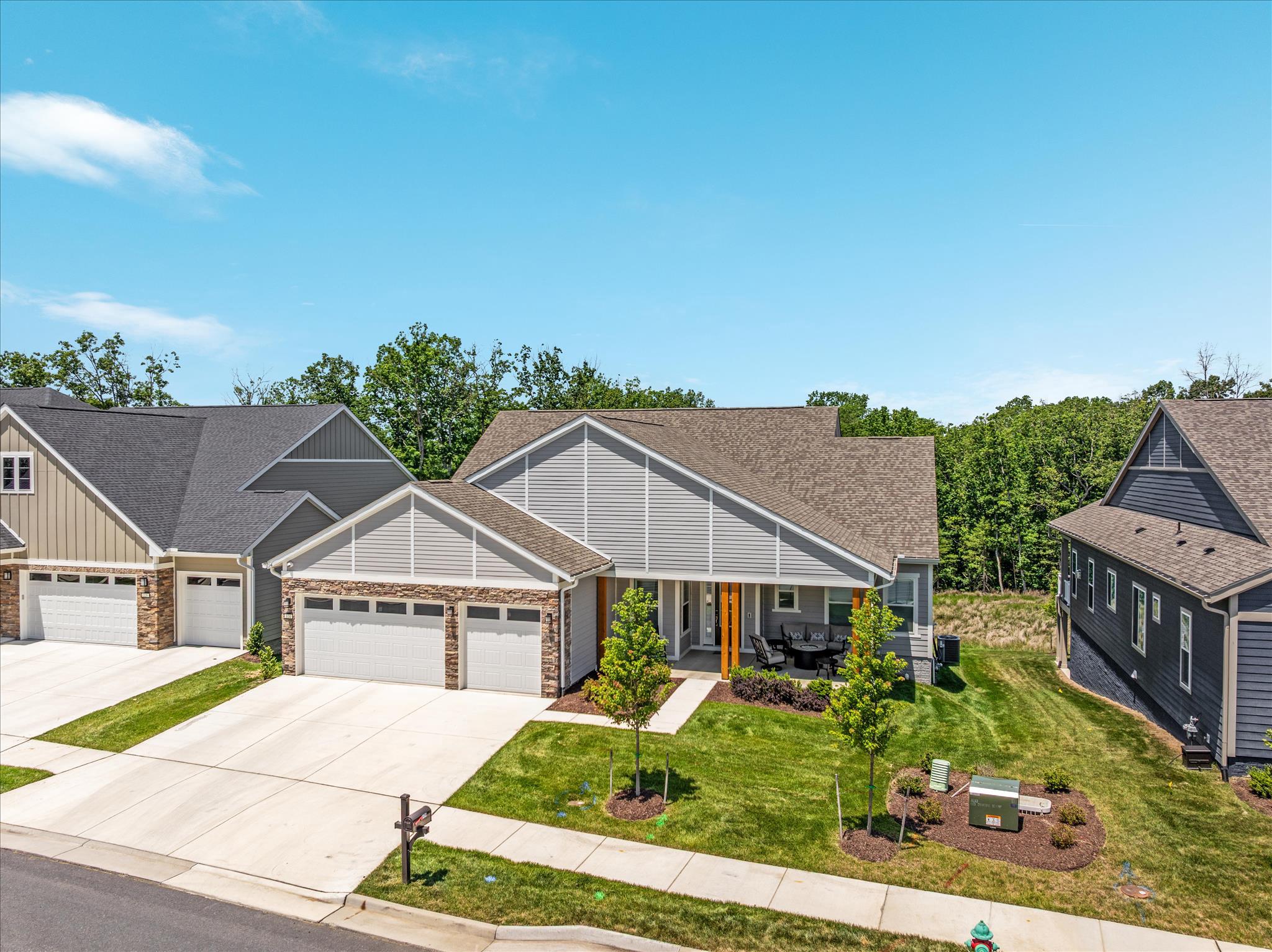 124 NANDINA PLACE