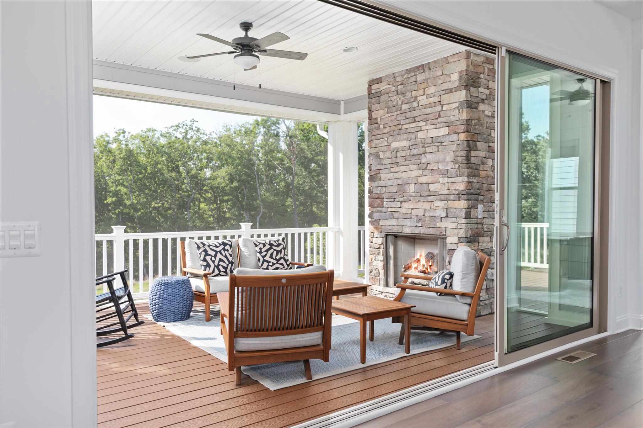 124 NANDINA PLACE