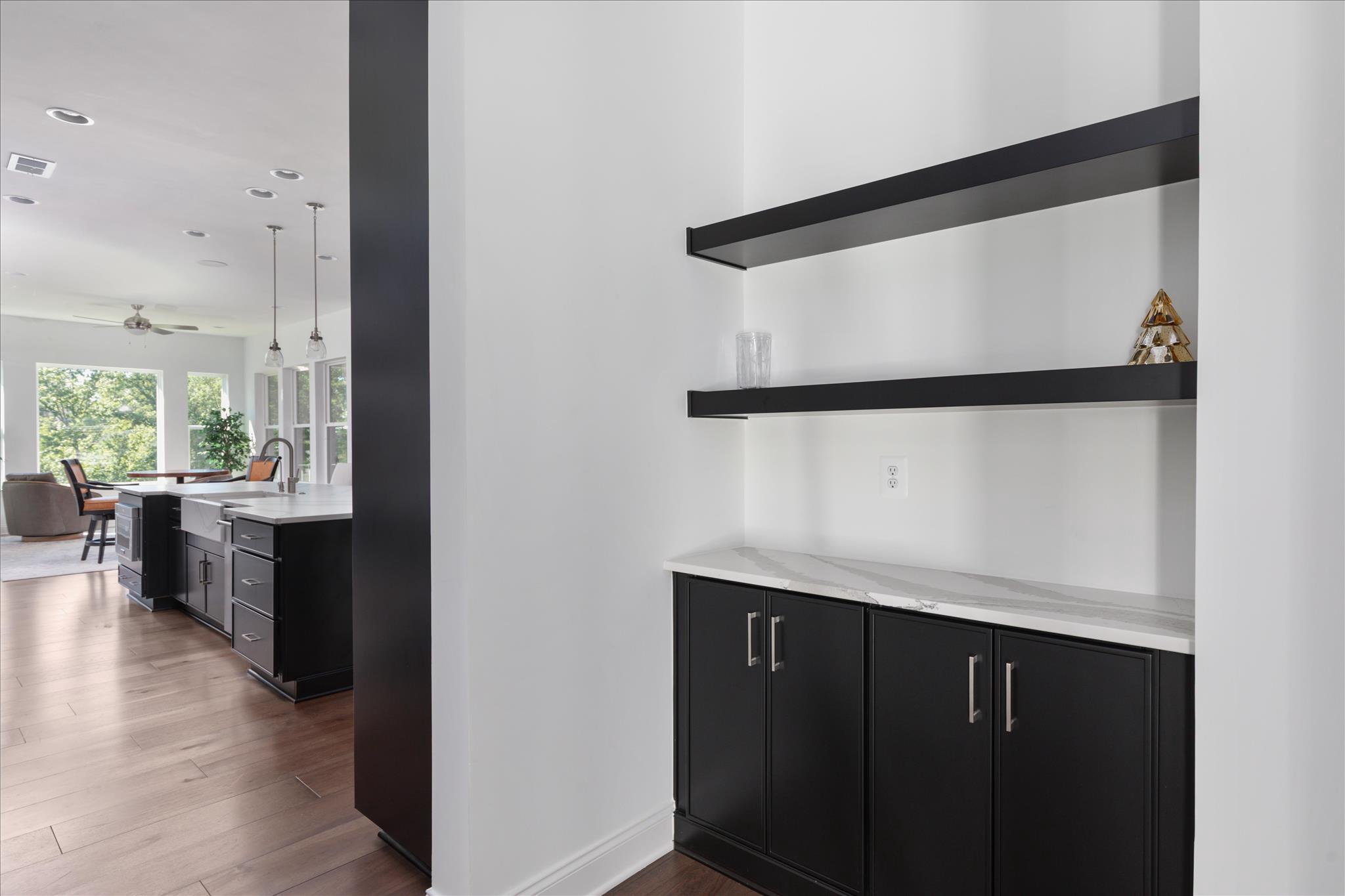 124 NANDINA PLACE