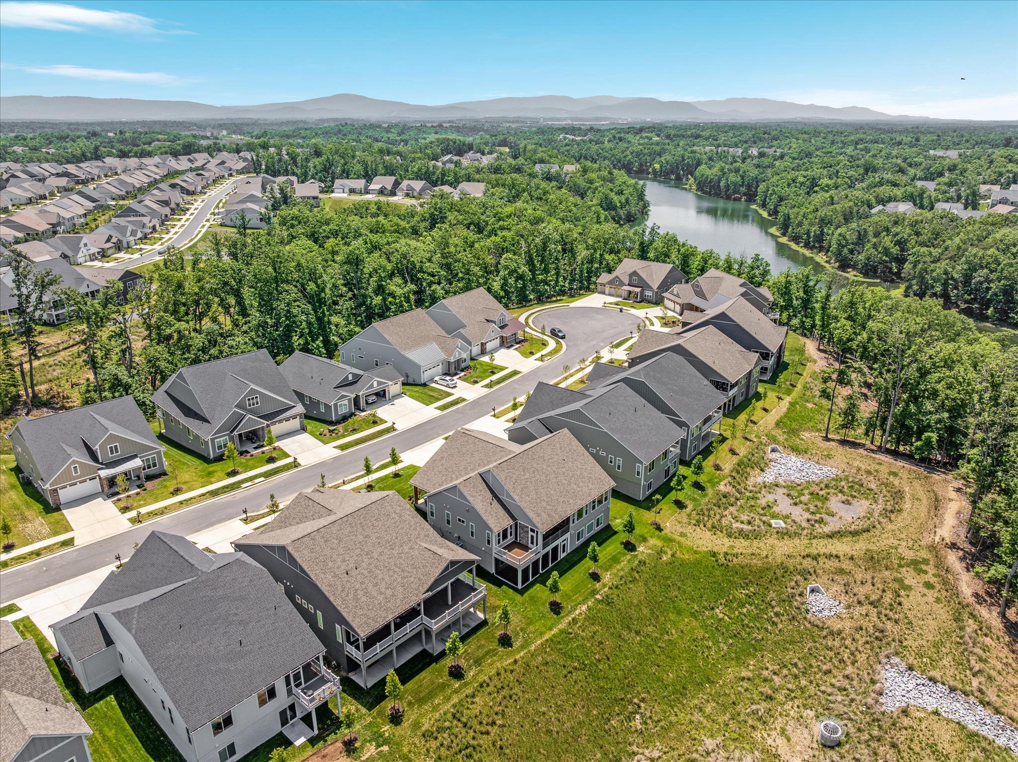124 NANDINA PLACE