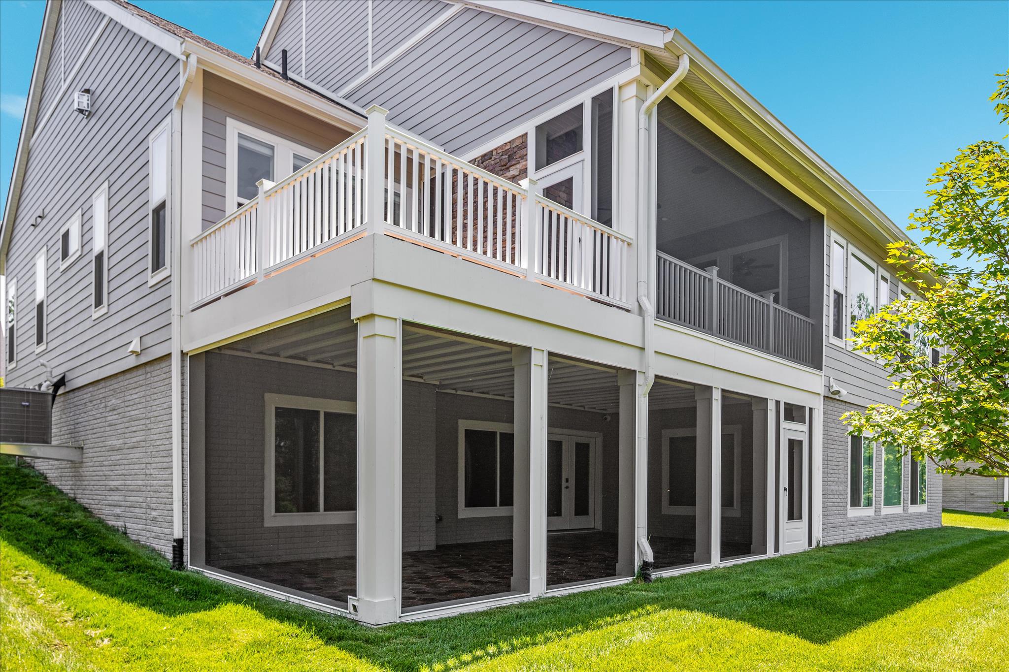 124 NANDINA PLACE