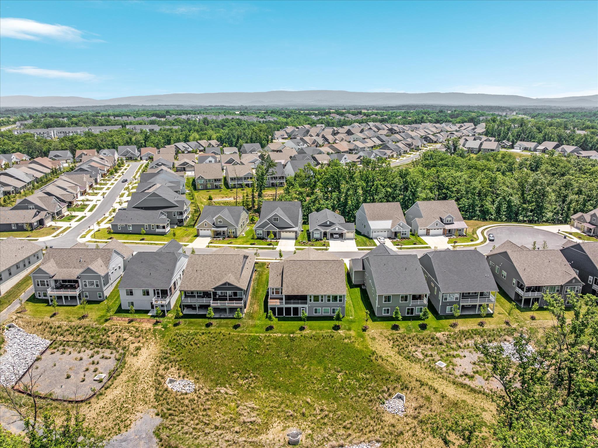 124 NANDINA PLACE