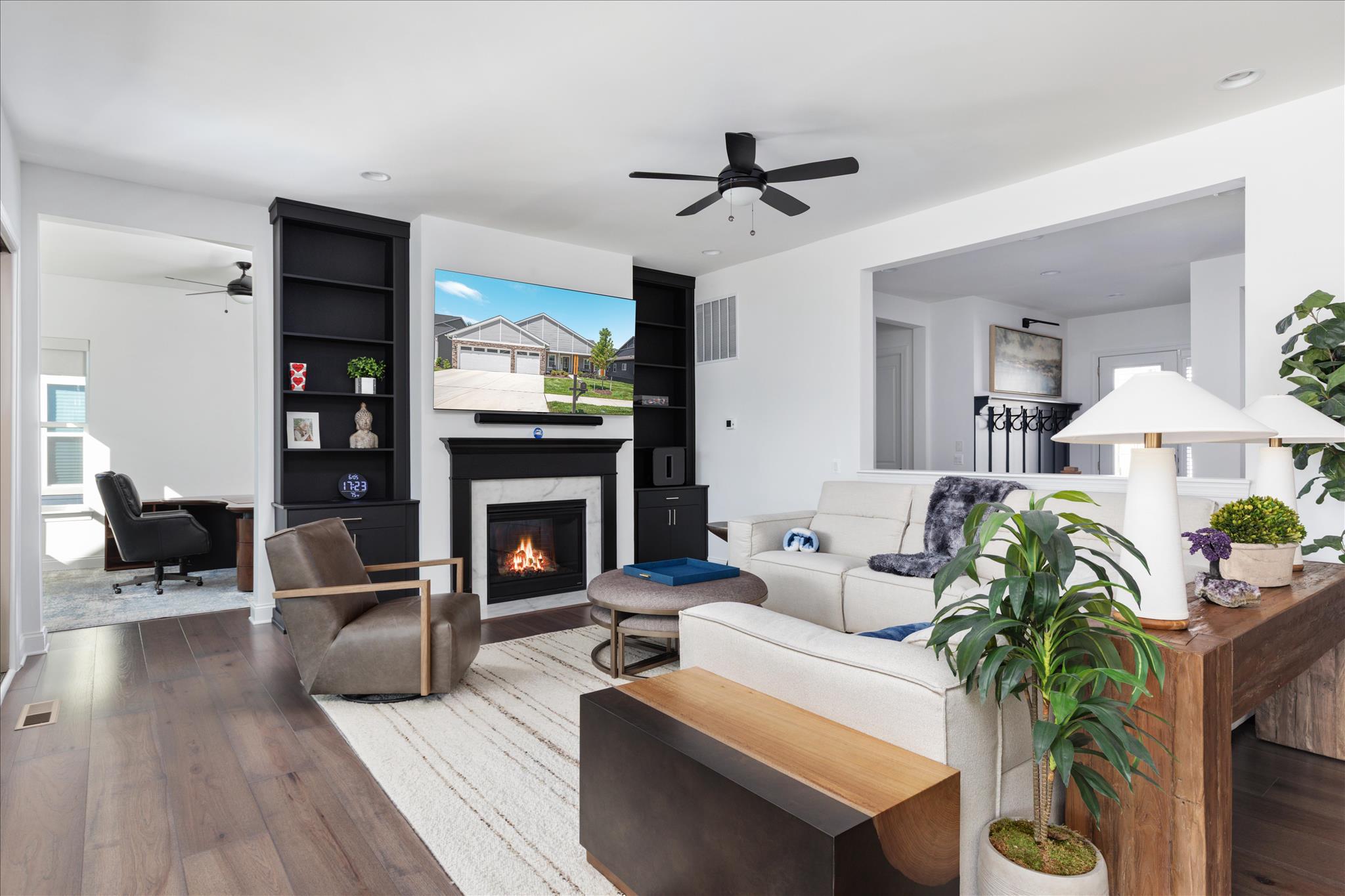 124 NANDINA PLACE