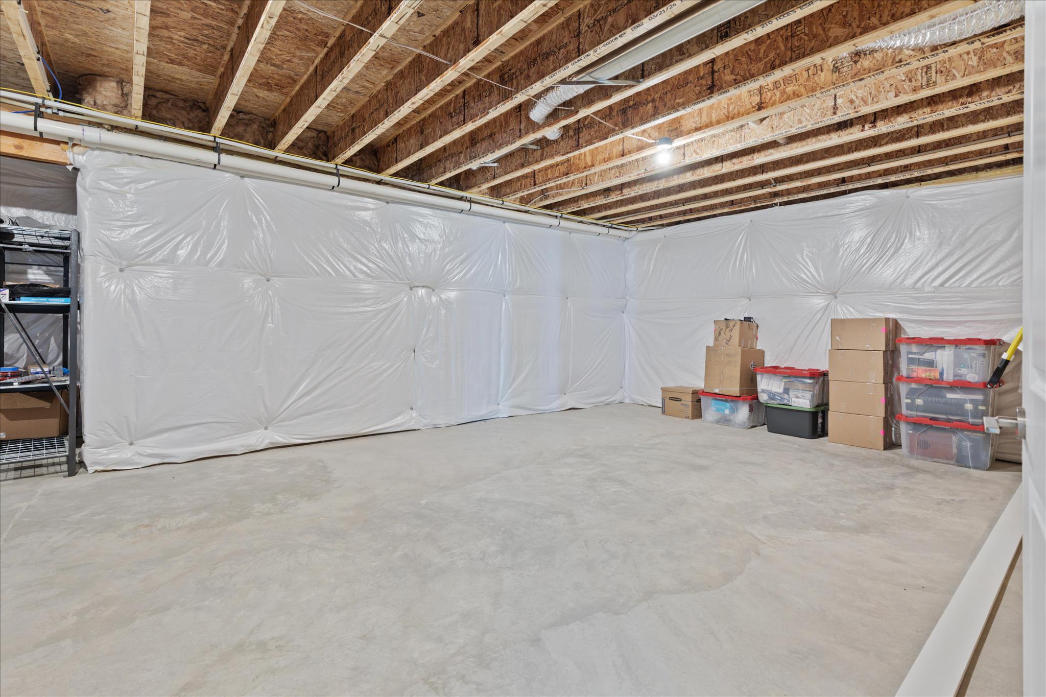 124 NANDINA PLACE