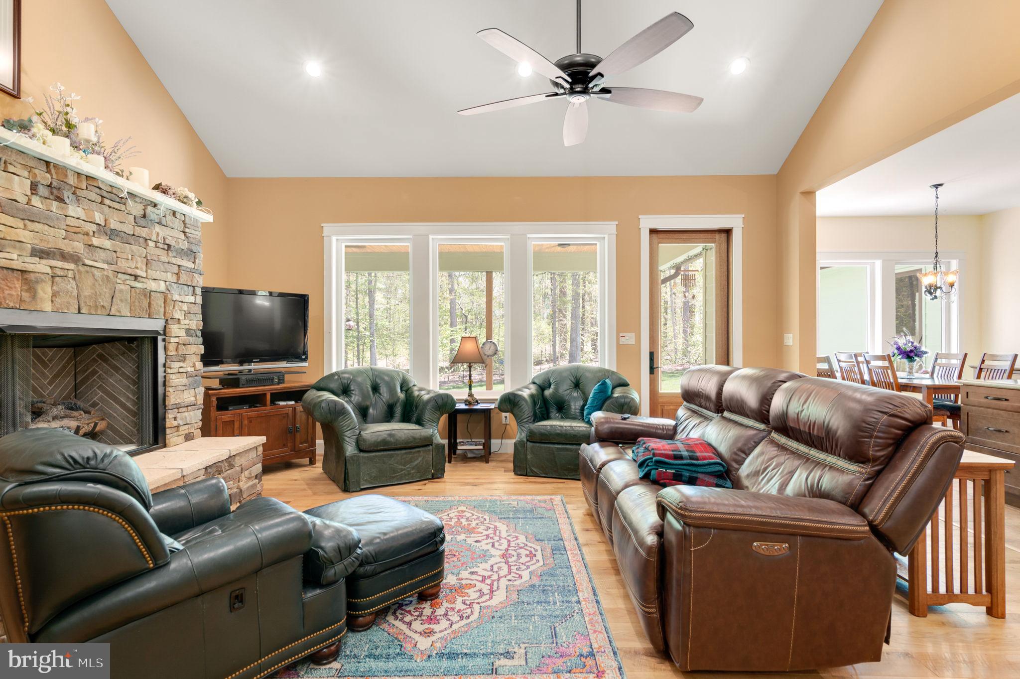 5000 Double Eagle Dr