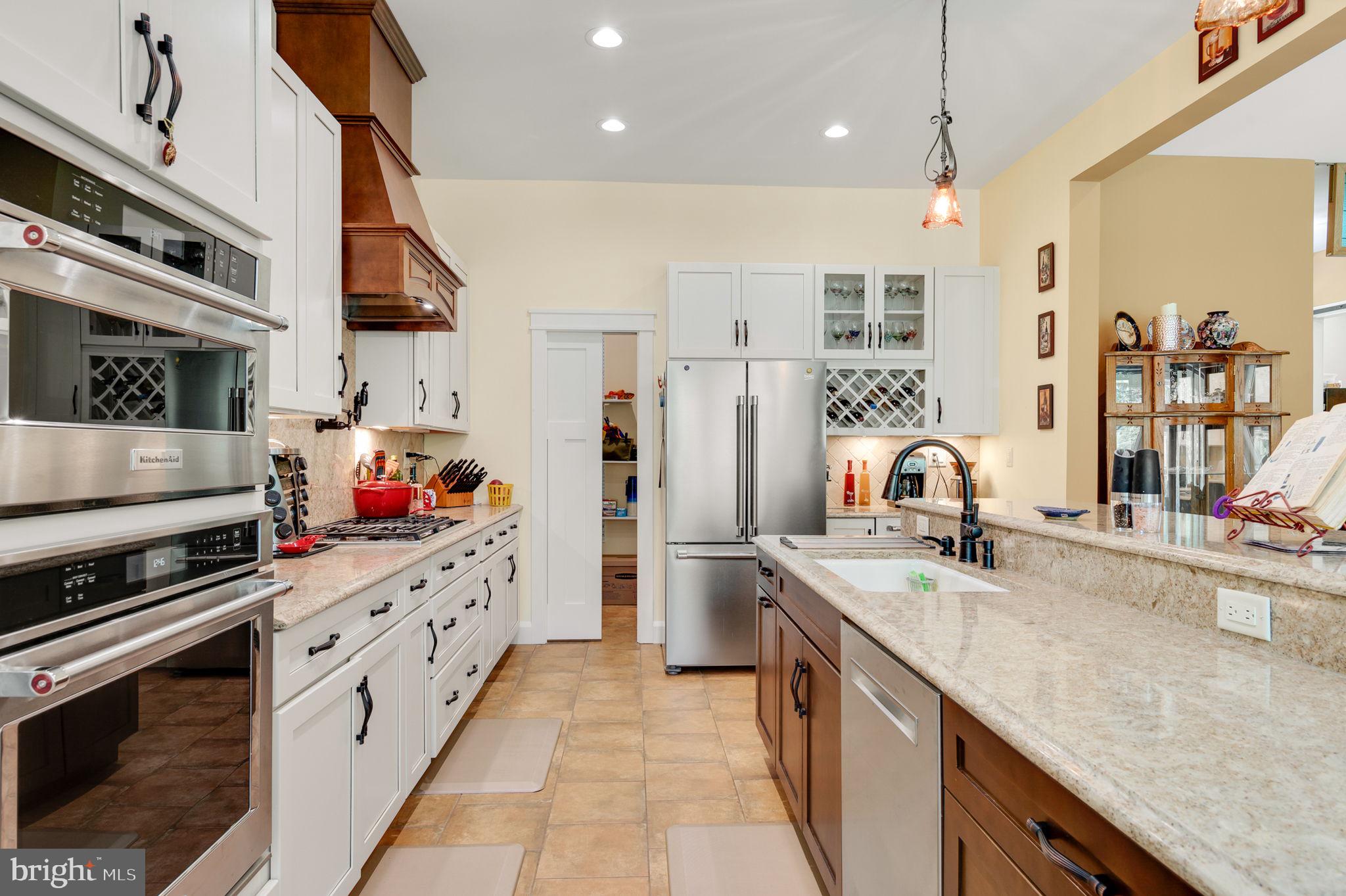 5000 Double Eagle Dr