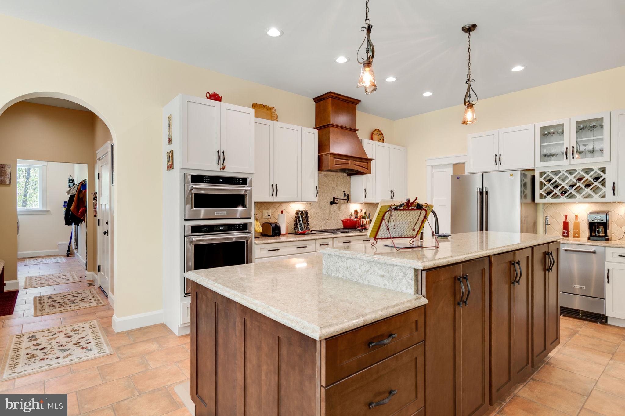 5000 Double Eagle Dr