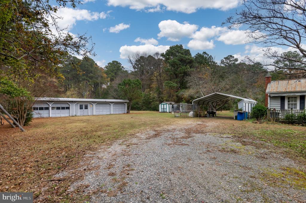 8881 Glass Rd