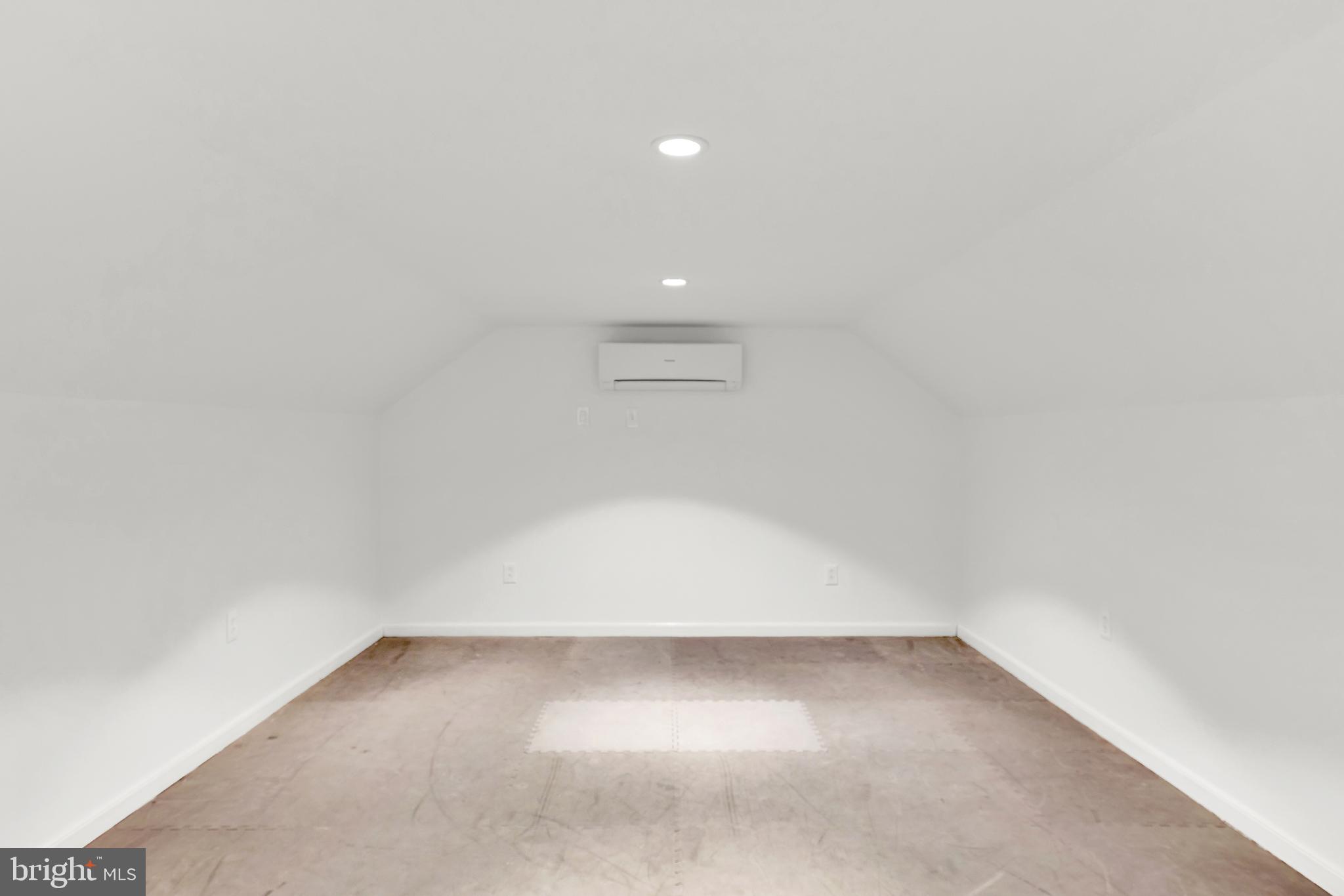 832 Francis Rd
