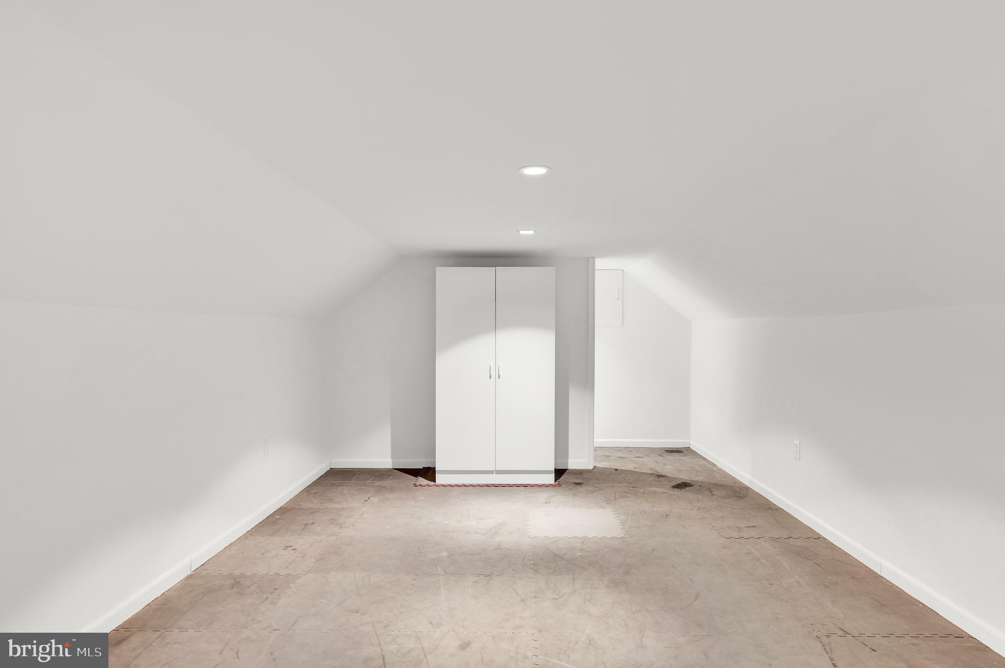 832 Francis Rd