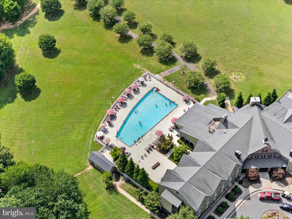 178 PINEHURST DRIVE