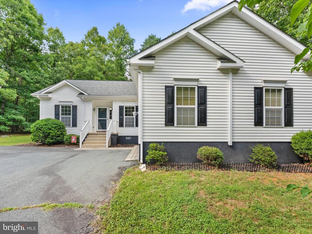 178 PINEHURST DRIVE
