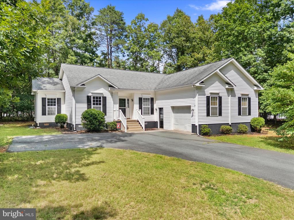 178 PINEHURST DRIVE