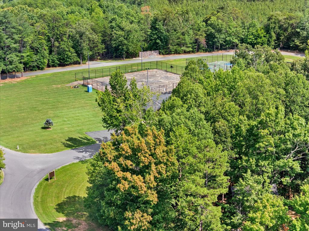 178 PINEHURST DRIVE