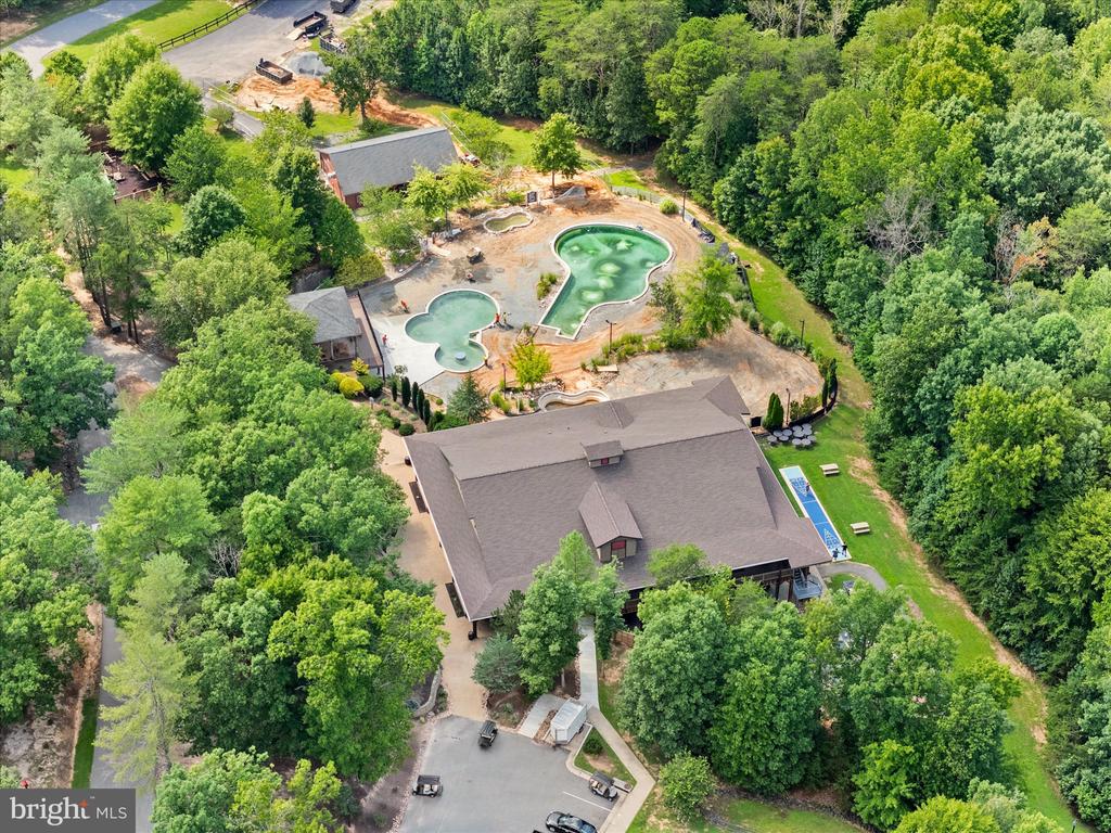178 PINEHURST DRIVE