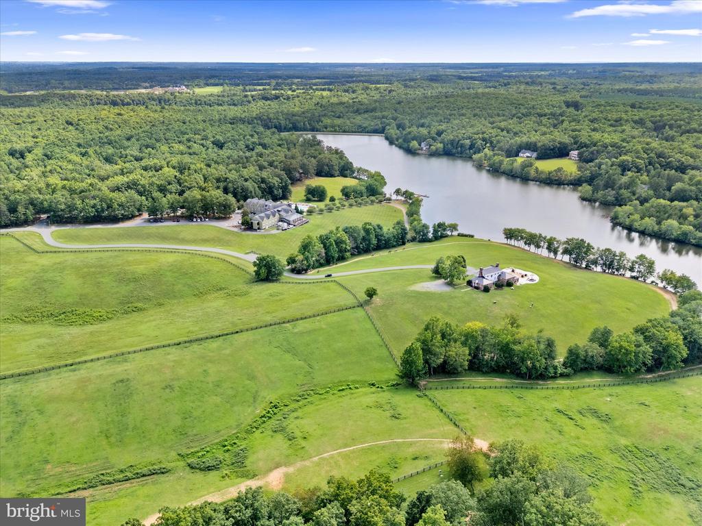 178 PINEHURST DRIVE