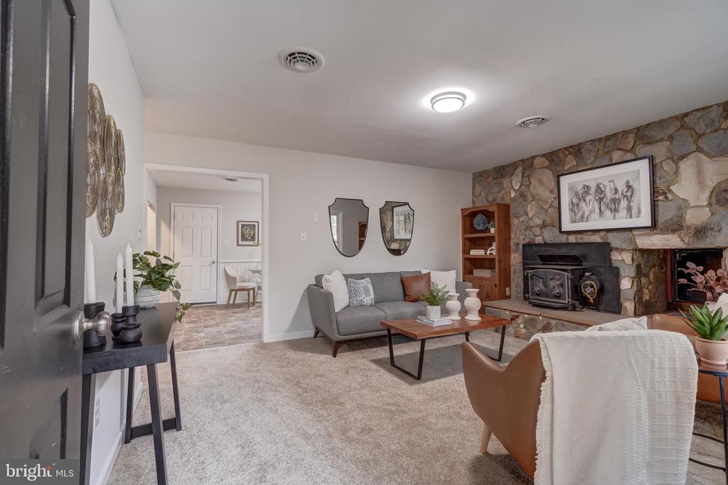 2112 Mountain View Rd