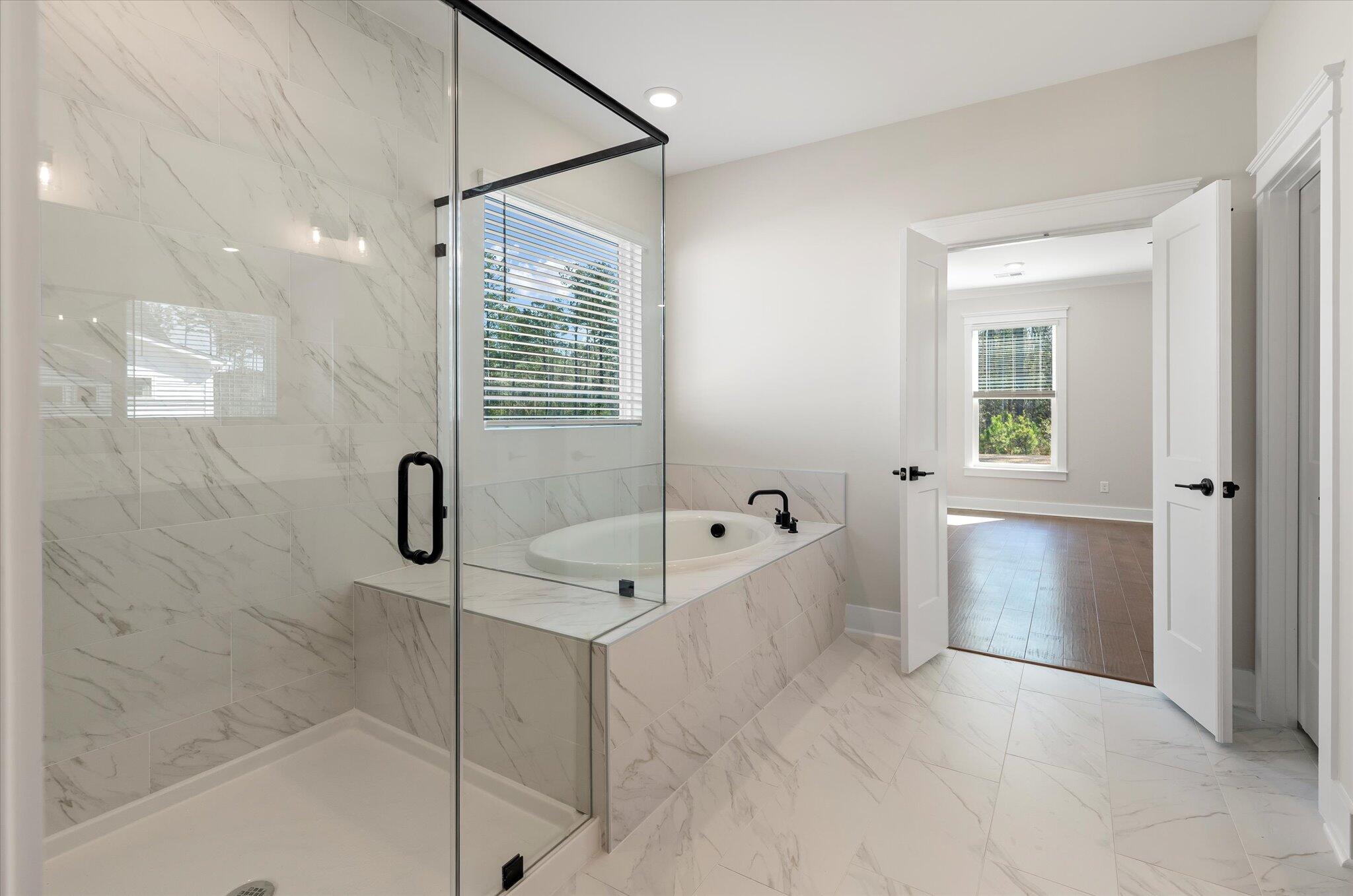 180 Huguenot Trail